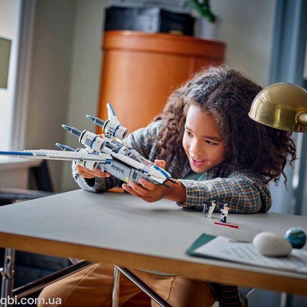 LEGO Star Wars Повстанський винищувач U-Wing (75399) у зібраному вигляді