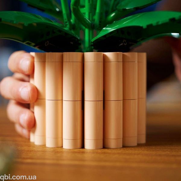 LEGO Botanicals Спатифиллум (11504) в собранном виде
