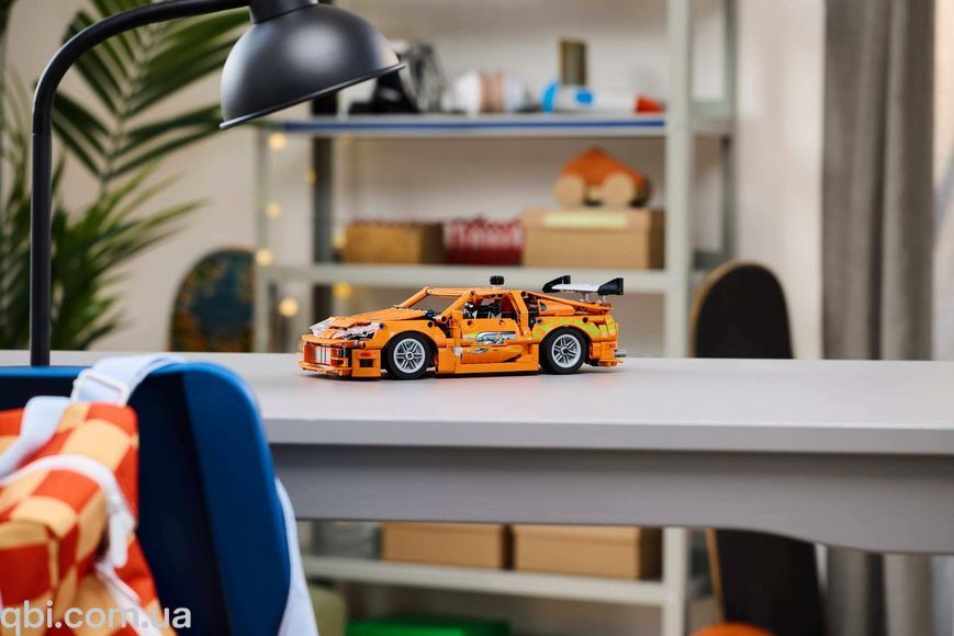 LEGO Technic Fast and Furious Toyota Supra MK4 (42204) у зібраному вигляді