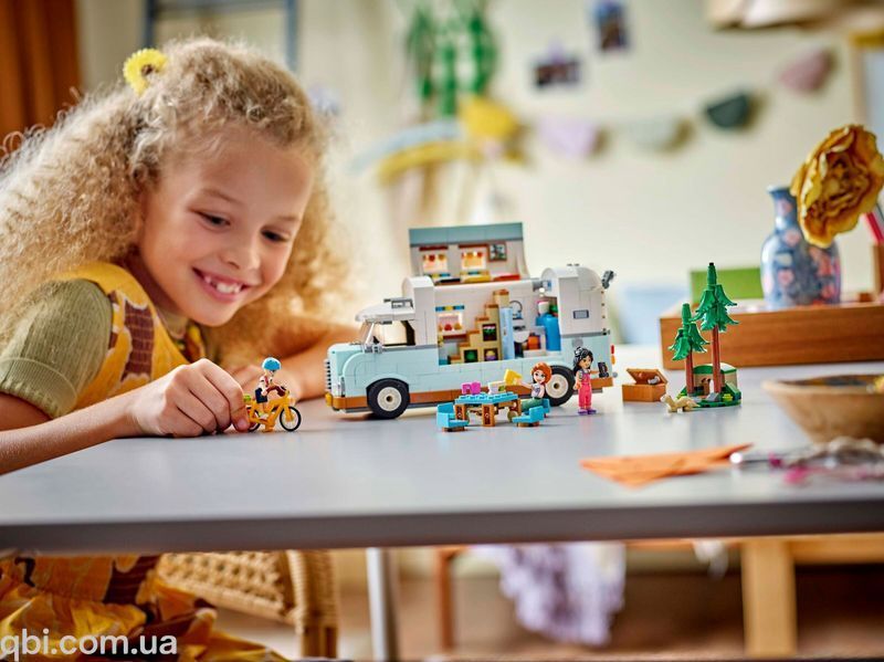 LEGO Friends Пригоди на фургоні дружби (42663) у зібраному вигляді