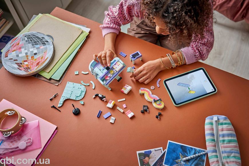 LEGO Creator Музичний декор &laquo;Фортепіано з котом&raquo; (31392) у зібраному вигляді
