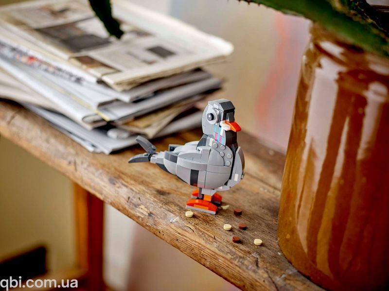 LEGO Creator Грайливий кіт (31163) у зібраному вигляді