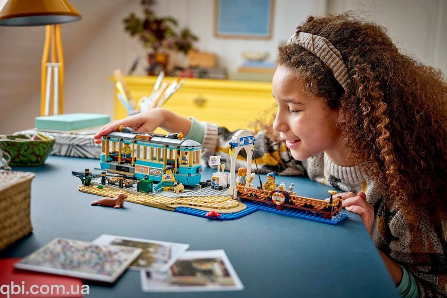 LEGO City Класичний трамвай до пляжу (60506) у зібраному вигляді