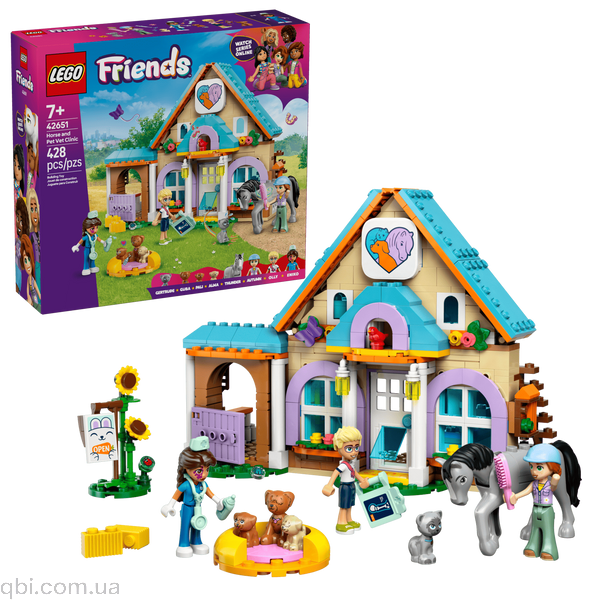 LEGO Friends Ветеринарная клиника для лошадей и домашних любимцев (42651) в собранном виде