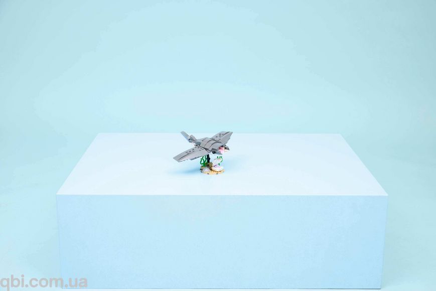 LEGO Creator Свирепая акула с сундуком сокровищ (31381) в собранном виде