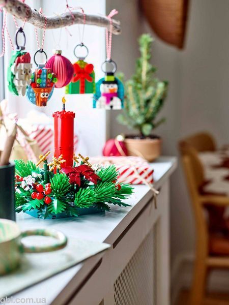 LEGO Seasonal &laquo;Украшение для рождественского стола&raquo; (40743) в собранном виде