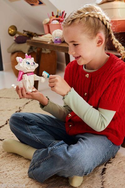 LEGO Disney Коти-аристократи Чарівна Марі (43286) у зібраному вигляді