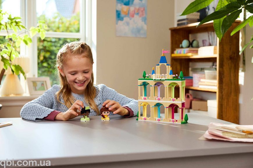 LEGO и Disney Princess: Мини-принцессы Белль и Тиана с замком (43291) в собранном виде