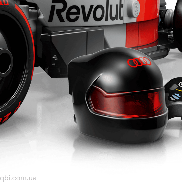 LEGO Speed Champions Гоночный автомобиль Audi Revolut F1&reg; Team R26 (77259) в собранном виде