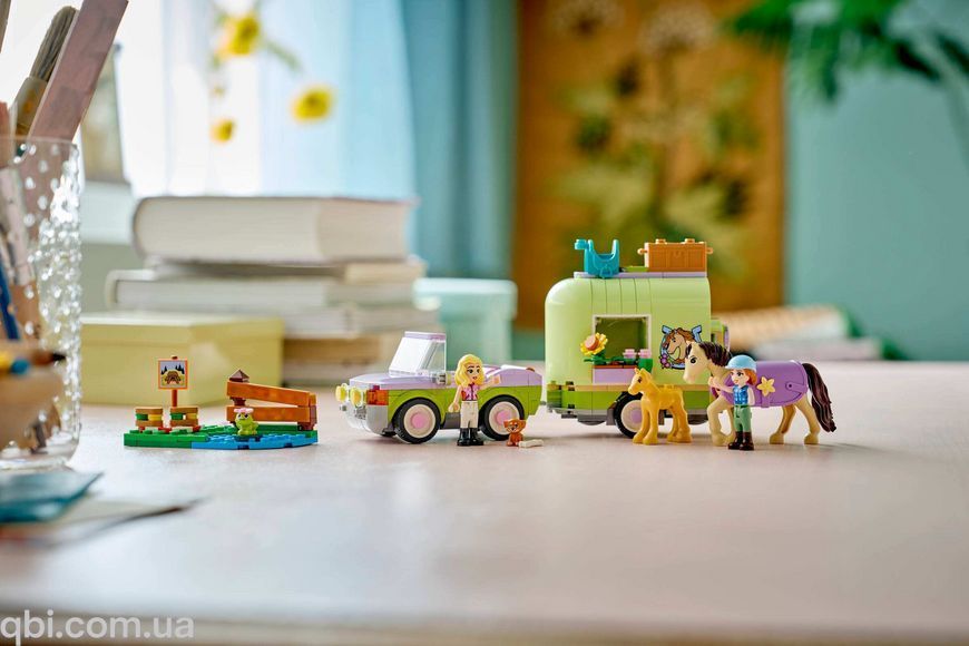 LEGO Friends Причіп для коня й лошати (42695) у зібраному вигляді