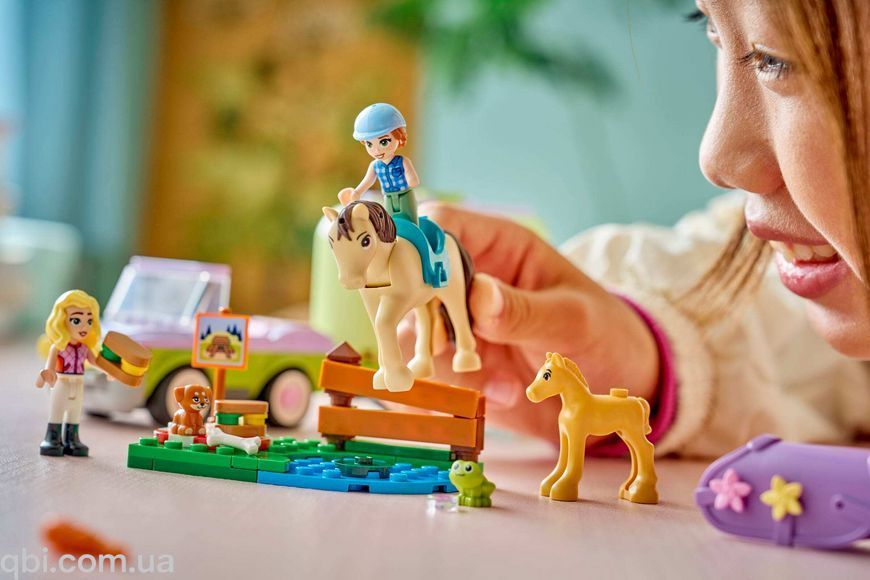 LEGO Friends Причіп для коня й лошати (42695) у зібраному вигляді