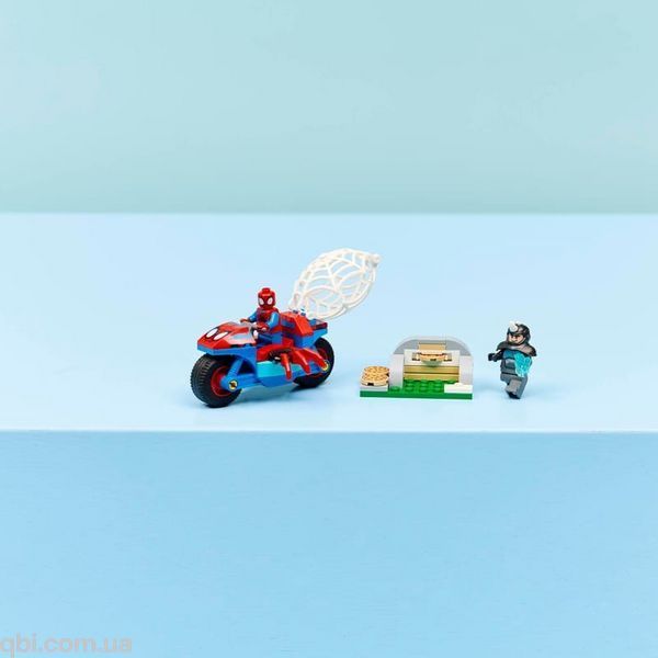 LEGO Marvel Павук на мотоциклі проти Носорога (11206) у зібраному вигляді