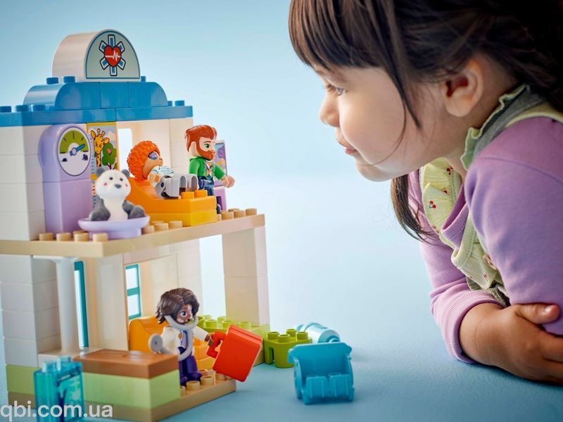 LEGO DUPLO Уперше: візит до лікаря (10449) у зібраному вигляді