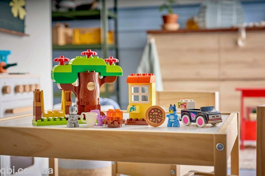 LEGO DUPLO &laquo;Піцерія&raquo; з Мафіном та Блуї (10469) у зібраному вигляді