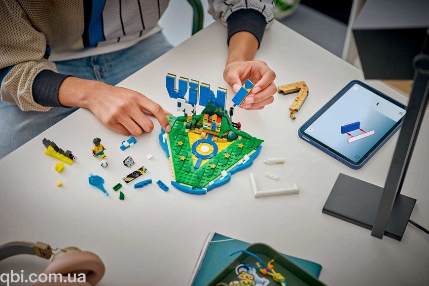 LEGO Editions Football Вінісіус Жуніор &ndash; найкращі моменти футбольних матчів (43027) у зібраному вигляді