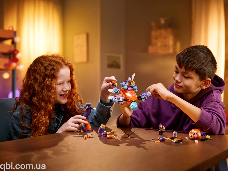 LEGO DREAMZzz Тварини мрій Іззі (71481) у зібраному вигляді