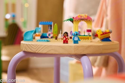 LEGO Disney &laquo;Веселье на пляже с Лило и Стичем&raquo; (43280) в собранном виде