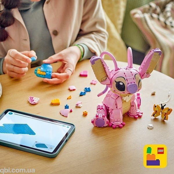 LEGO Disney Ангел (43257) у зібраному вигляді
