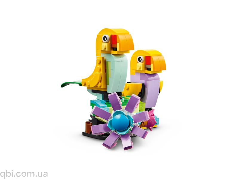 LEGO Creator Квіти в лійці (31149) у зібраному вигляді
