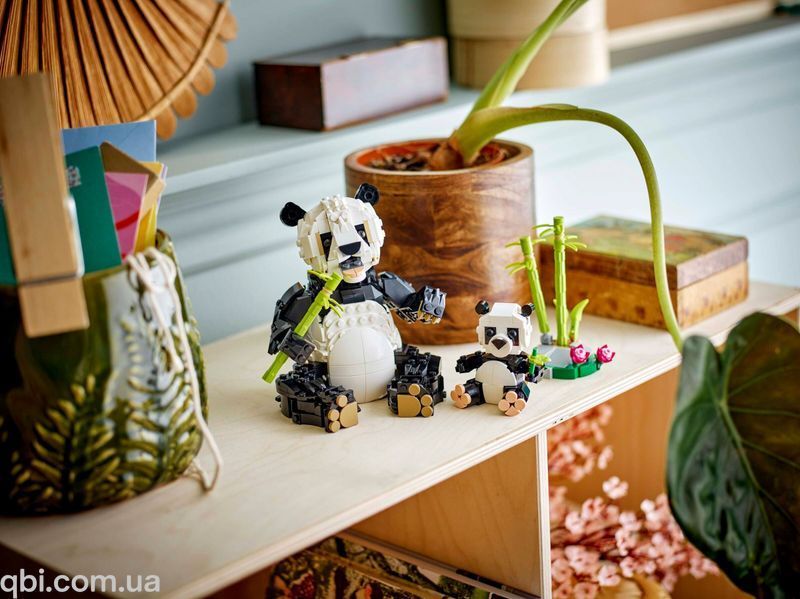 LEGO Creator Дикі тварини: пандові (31165) у зібраному вигляді