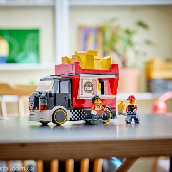 LEGO City Вантажівка з картоплею фрі (60488) у зібраному вигляді