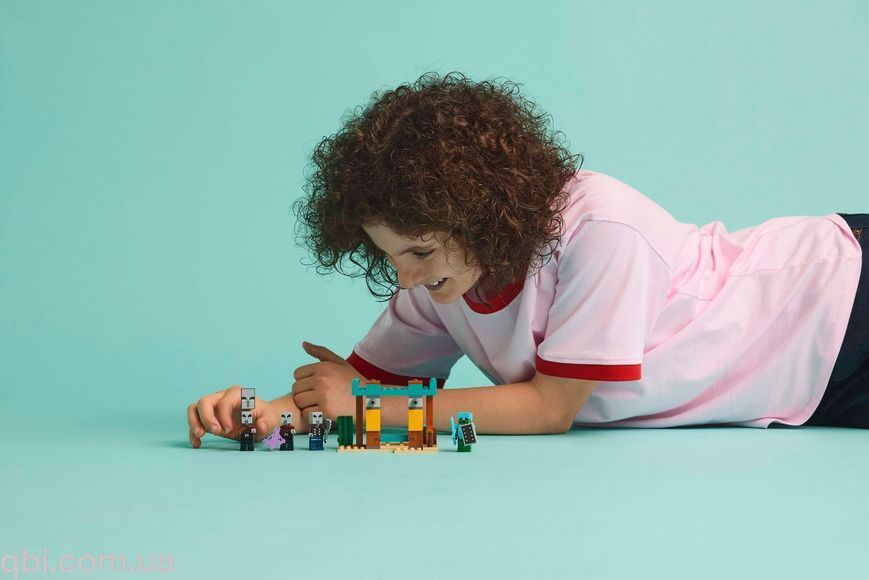 LEGO Minecraft Пустынный патруль разбойника (21267) в собранном виде