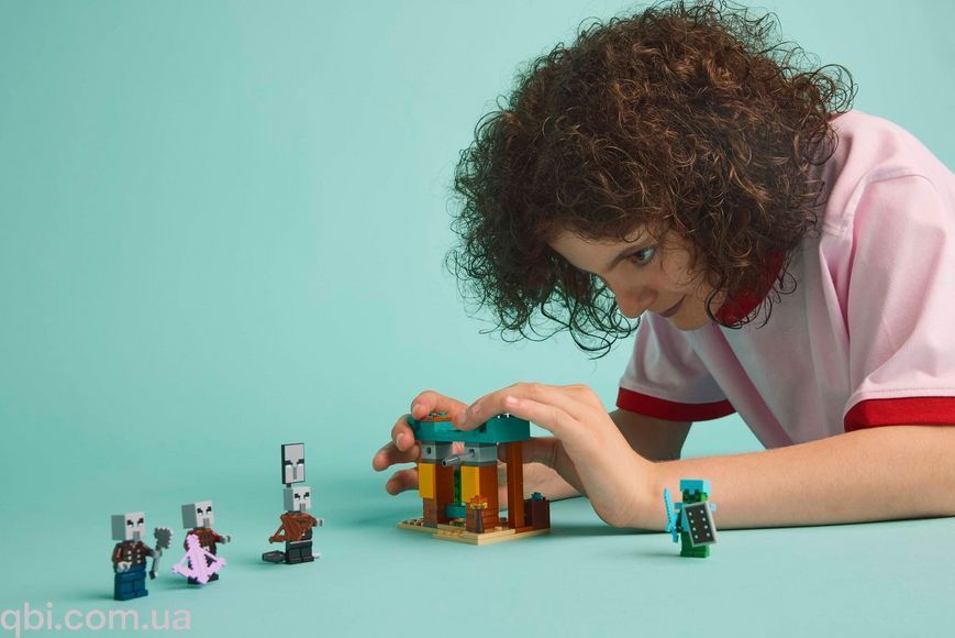 LEGO Minecraft Пустынный патруль разбойника (21267) в собранном виде