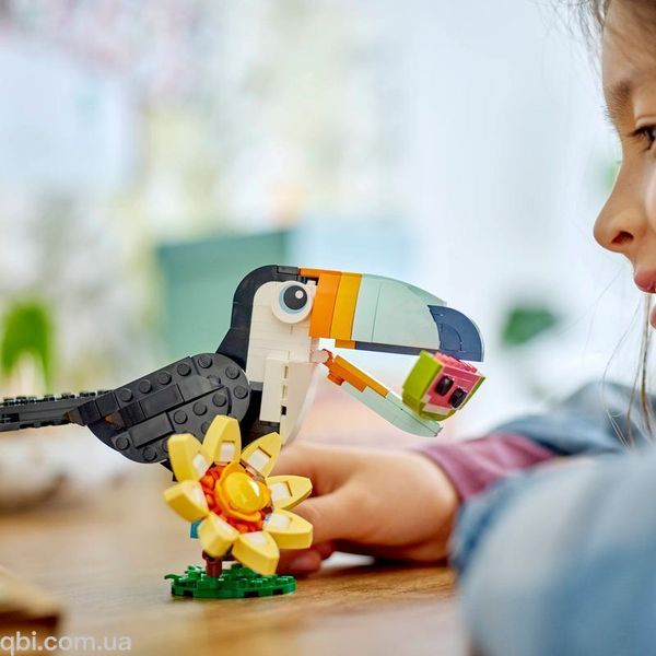 LEGO Creator Дикі тварини: тропічний тукан (31173) у зібраному вигляді