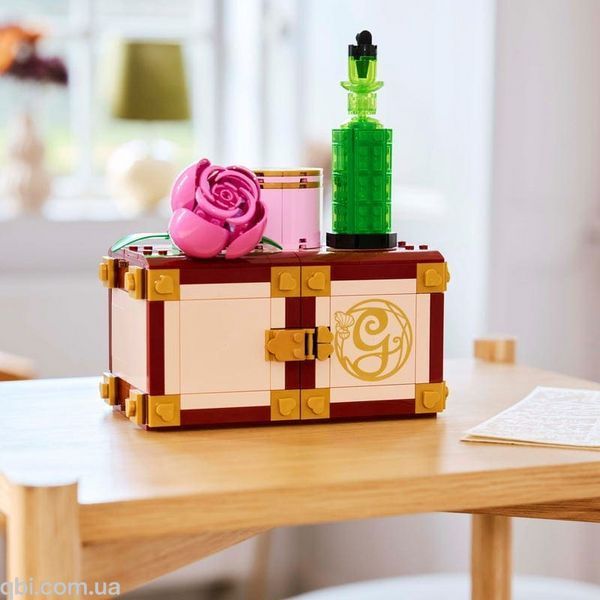 LEGO Wicked Кімната Ґлінди й Ельфаби (75683) у зібраному вигляді
