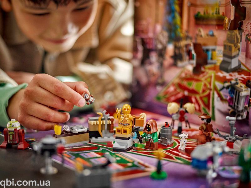 LEGO Star Wars Адвент-календарь 2025 &mdash; &laquo;Звёздные войны&raquo; (75418) в собранном виде
