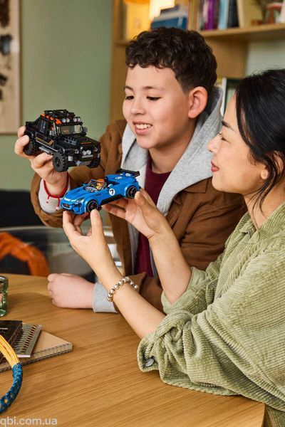 LEGO Speed Champions: Jaguar Project 7 и Land Rover Defender (77264) в собранном виде
