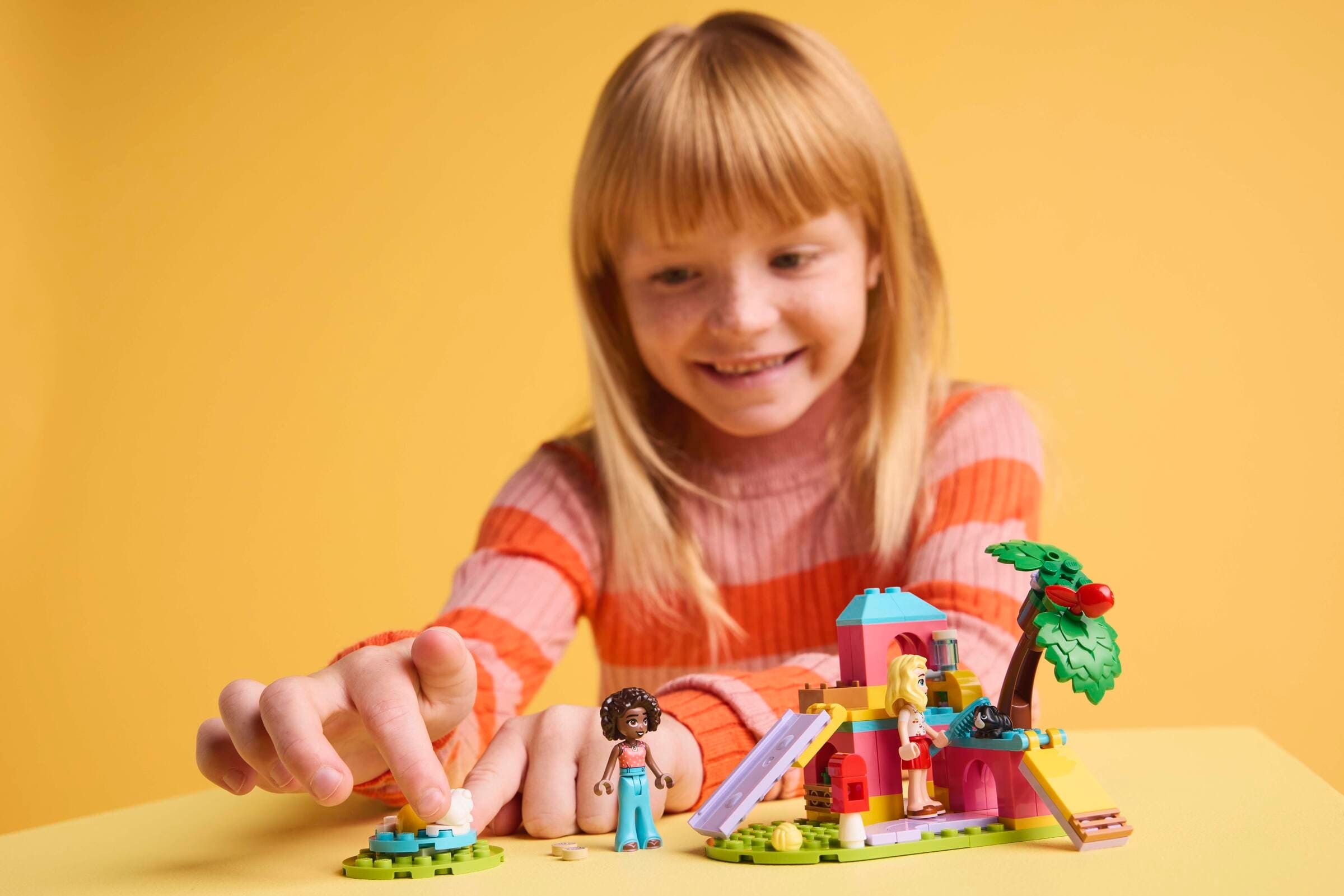 LEGO Friends Игровая площадка для морских свинок 42640