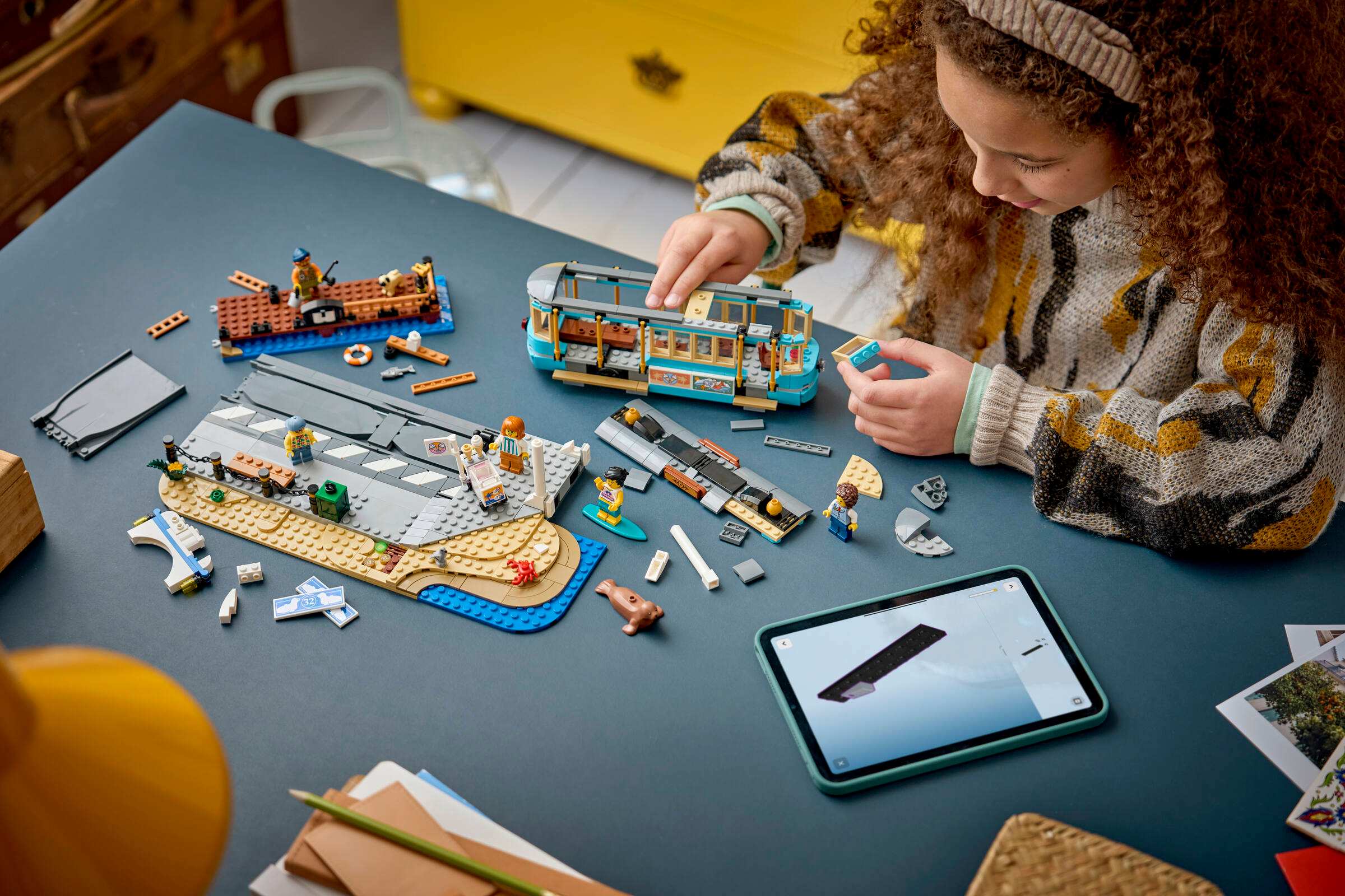 Конструктор LEGO City 60506 Класичний трамвай до пляжу у зібраному вигляді