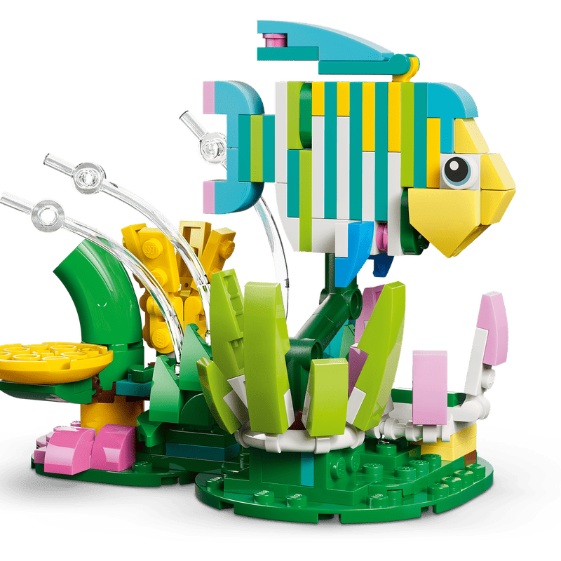 Три варианта сборки набора LEGO Creator 31384: Колибри, Бабочка, Рыбка