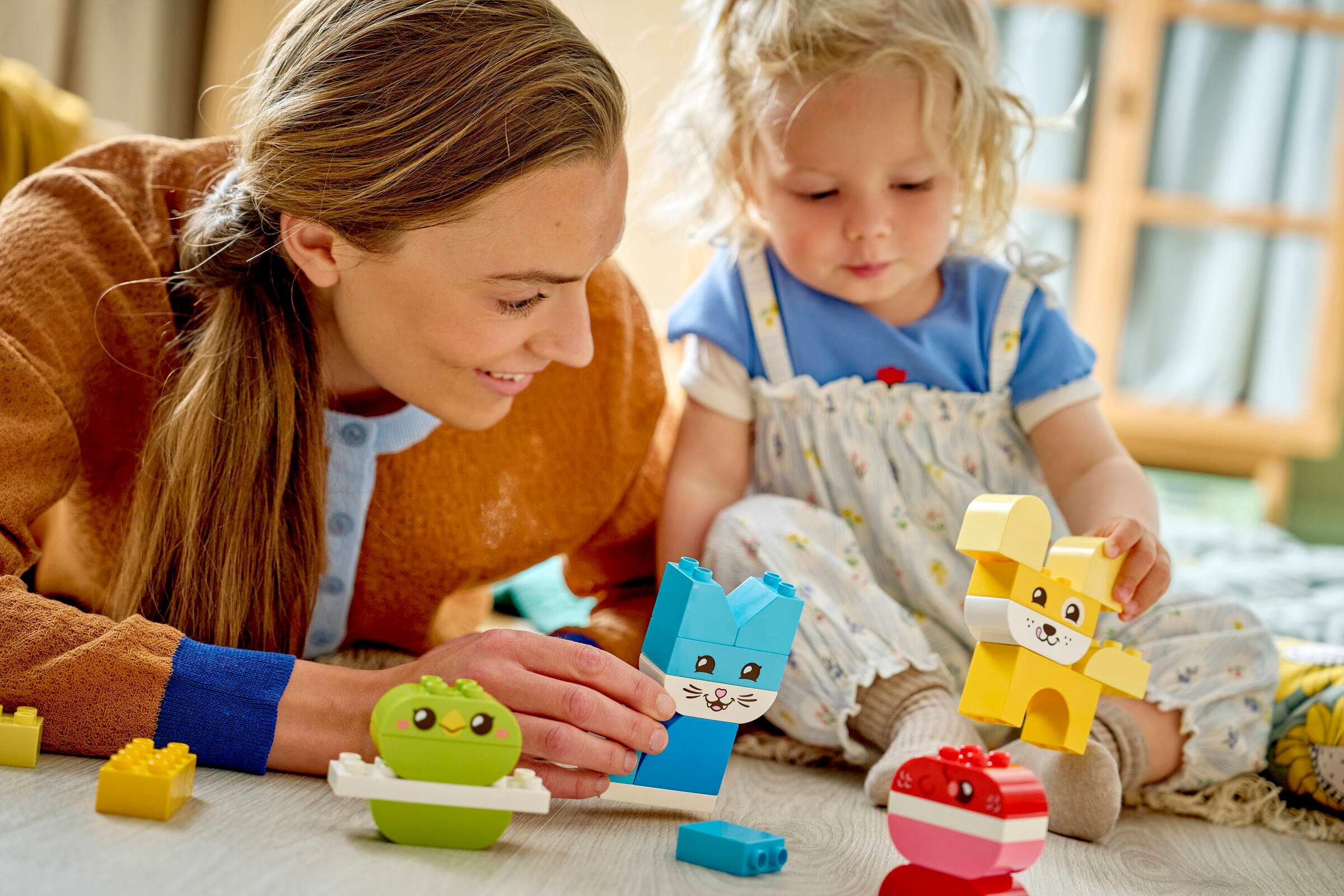 Конструктор LEGO DUPLO 10477 Чарівні творчі домашні улюбленці 3 в 1 у процесі гри