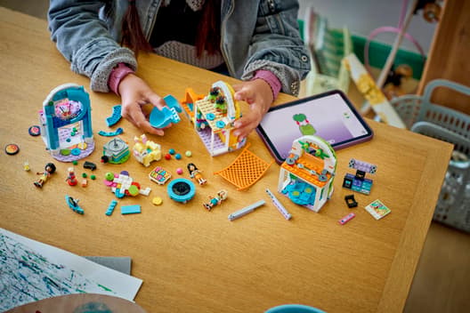 ΠΠΎΠ½ΡΡΡΡΠΊΡΠΎΡ LEGO Friends ΠΠ΅ΡΠ΅Π»Π°Ρ ΠΊΡΡΡΠ°Ρ ΠΈΠ³ΡΠΎΠ²Π°Ρ ΠΏΠ»ΠΎΡΠ°Π΄ΠΊΠ° 42686