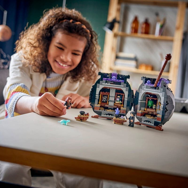 Конструктор LEGO Harry Potter 76464 Котел Тайный класс зельеварения