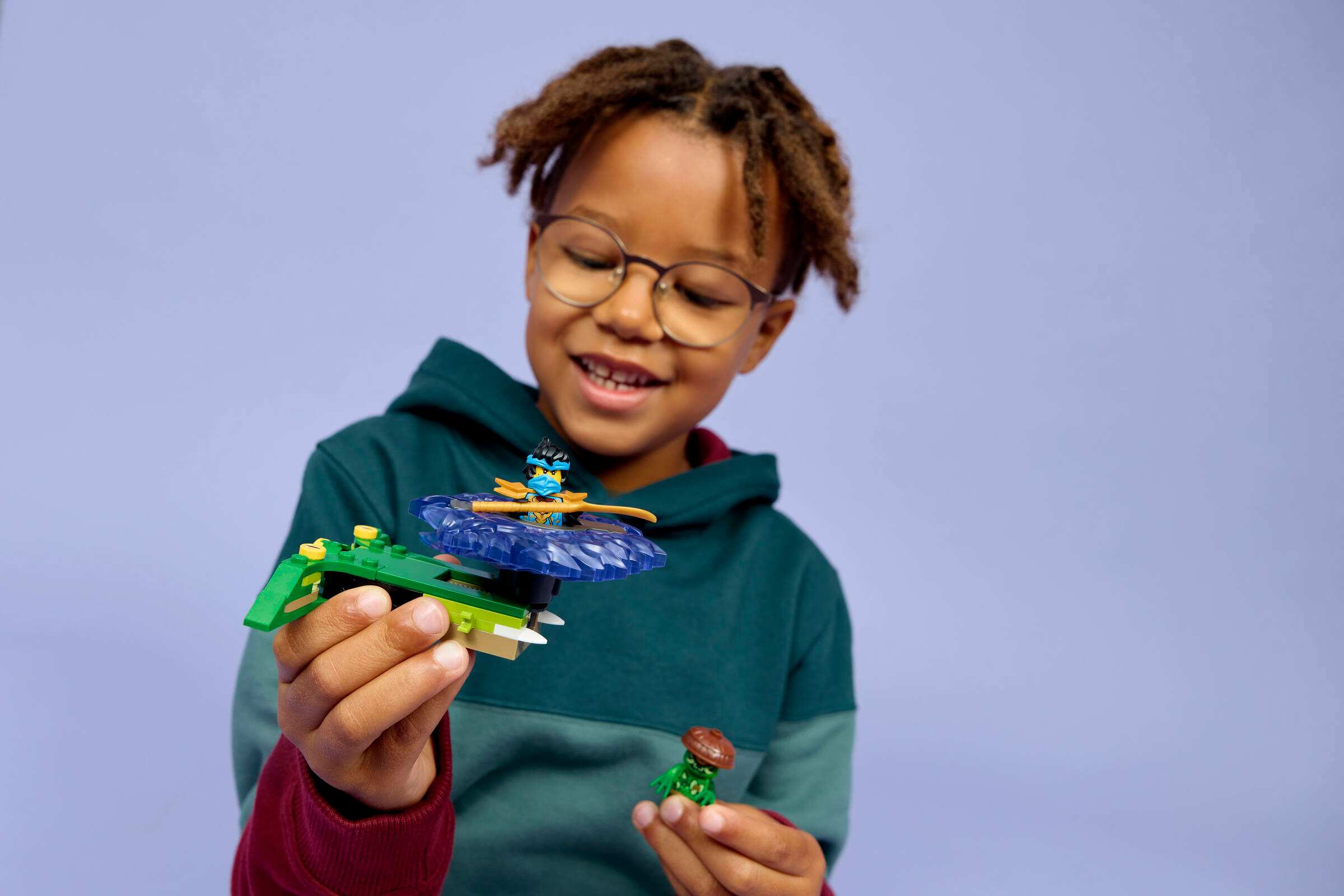 Процесс игры с пусковым устройством LEGO NINJAGO 71849