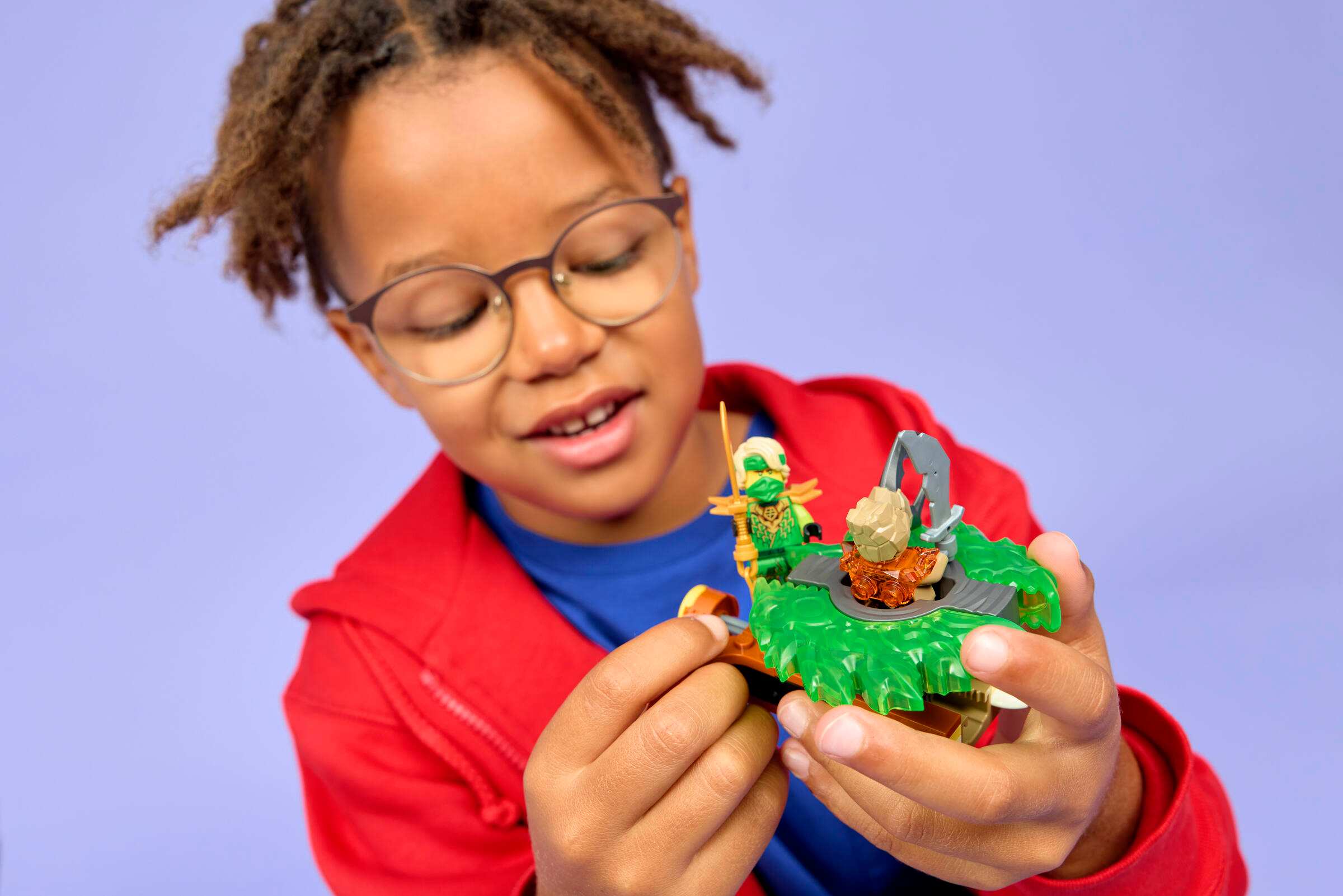 Процес запуску спінера кнопкою лончера LEGO NINJAGO 71850