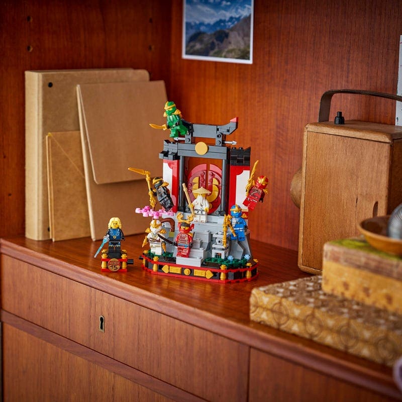 Конструктор LEGO Ninjago 71866 в интерьере