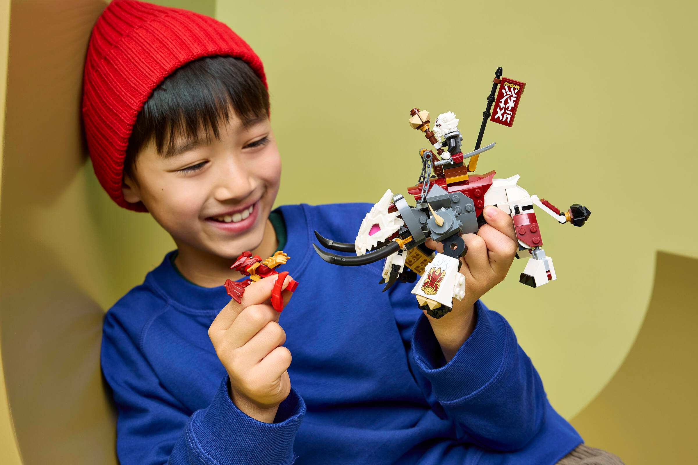 Конструктор LEGO NINJAGO 71863 Зильвар и дракон Гримтак в собранном виде